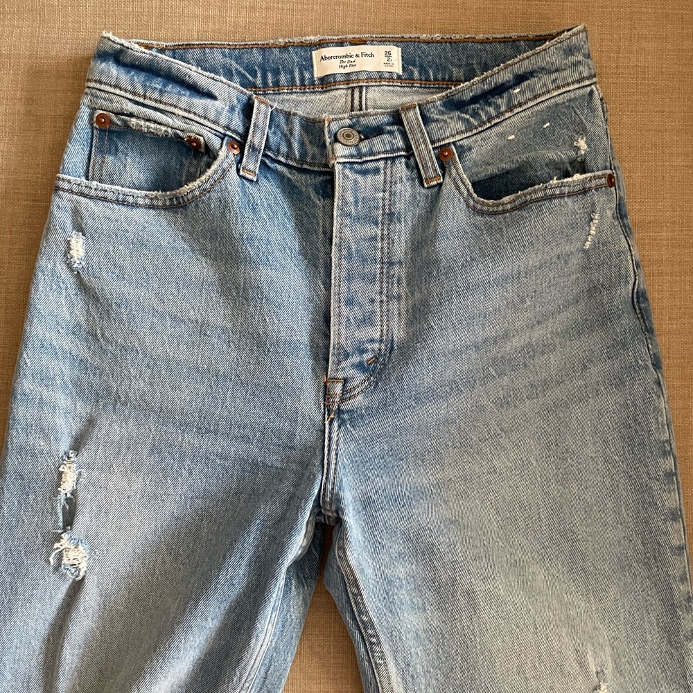 Abercrombie High Rise Dad Jeans - Picture 6 of 9